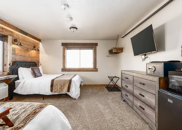 The Adventure Inn Yellowstone